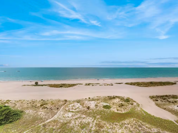 Gulf- Front Condo in Clearwater Beach - Your Perfect Coastal Retreat